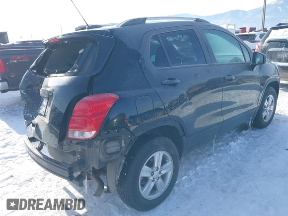 2021 Chevrolet Trax LT with VIN KL7CJPSB0MB333002, listed as a IAAI auction lot 41544127 with 65,551 mi miles. Bid and sale history available at carsss.com. Image 4.