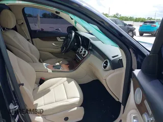 2021 Mercedes-Benz GLC 300 с VIN W1N0G8DB4MF875096, выставлен на аукционе IAAI как лот 42379867 с пробегом 66 991 миль миль и . История ставок и продаж доступна на DreamBid. Изображение 5.