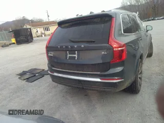2024 Volvo XC90 Plus Bright Theme with VIN YV4062PE3R1190974, listed as a IAAI auction lot 41785085 with 12,283 mi miles and . Bid and sale history available at DreamBid. Image 17.