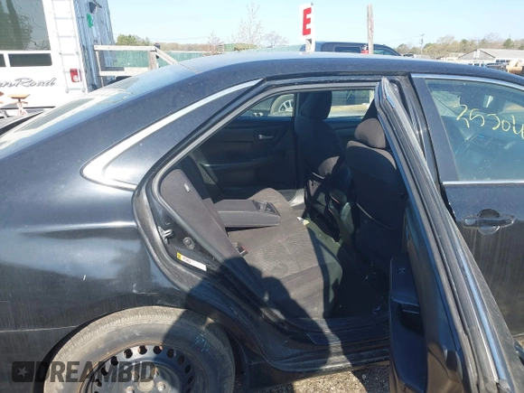 2015 Toyota Camry LE с VIN 4T1BD1FK9FU152979, выставлен на аукционе IAAI как лот 42121914 с пробегом Не указан миль и . История ставок и продаж доступна на DreamBid. Изображение 8.