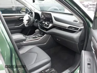 2023 Toyota Highlander L with VIN 5TDKDRBH5PS500246, listed as a IAAI auction lot 42429520 with 37,520 mi miles and . Bid and sale history available at DreamBid. Image 5.