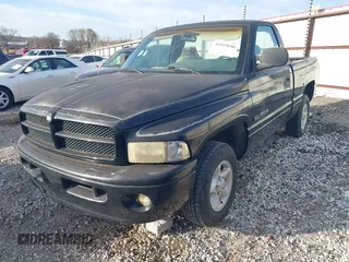 2001 Dodge 1500 z VIN 1B7HC16Y11S300200, wystawiony jako IAAI lot #41819890 z przebiegiem 183 806 mil mil oraz . Historia ofert i sprzedaży dostępna na DreamBid. Obrazek 2.