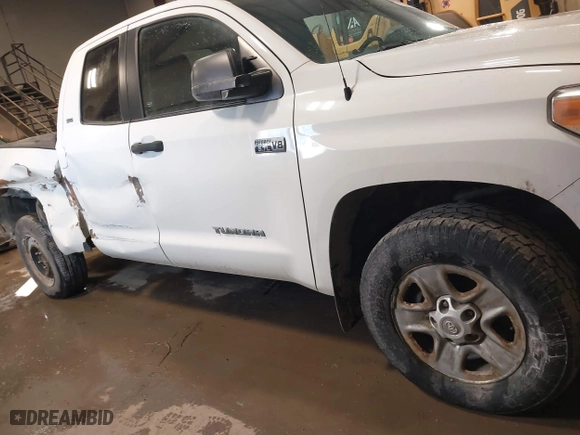2014 Toyota Tundra 4WD Truck SR with VIN 5TFUY5F11EX393870, listed as a IAAI auction lot 41414461 with 120,837 mi miles. Bid and sale history available at carsss.com. Image 14.