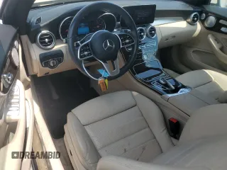 2019 Mercedes-Benz C 300 z VIN WDDWK8DB4KF796515, wystawiony jako Copart lot #57394145 z przebiegiem 21 854 mil mil oraz Szkoda całkowita • Salvage title. Historia ofert i sprzedaży dostępna na DreamBid. Obrazek 8.