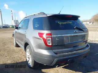 2013 Ford Explorer XLT with VIN 1FM5K8D87DGA83482, listed as a IAAI auction lot 41885560 with 178,831 mi miles and . Bid and sale history available at carsss.com. Image 3.