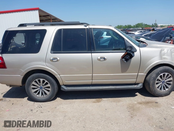 2017 Ford Expedition XLT with VIN 1FMJU1HT9HEA30640, listed as a IAAI auction lot 42257310 with Not provided miles and . Bid and sale history available at DreamBid. Image 13.