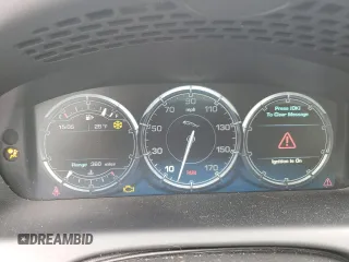 2015 Jaguar XJ Portfolio z VIN SAJWJ2GD4F8V79582, wystawiony jako Copart lot #42121395 z przebiegiem 65 017 mil mil oraz Szkoda całkowita • Salvage title. Historia ofert i sprzedaży dostępna na DreamBid. Obrazek 9.