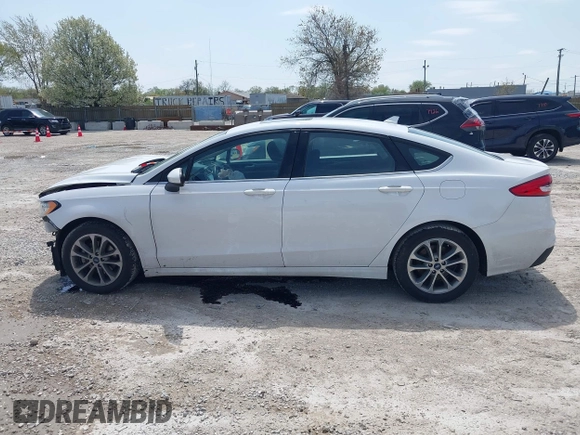 2020 Ford Fusion SE с VIN 3FA6P0HD3LR162034, выставлен на аукционе IAAI как лот 42137249 с пробегом 57 629 миль миль и . История ставок и продаж доступна на DreamBid. Изображение 14.