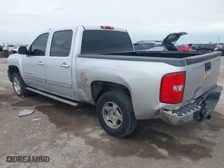 2012 Chevrolet Silverado 1500 LT with VIN 3GCPCSEA3CG263702, listed as a IAAI auction lot 41337363 with 192,759 mi miles. Bid and sale history available at carsss.com. Image 3.
