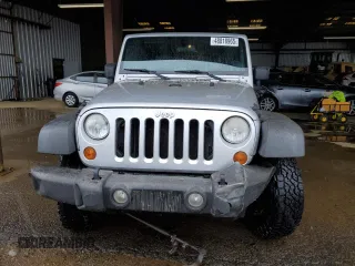 2007 Jeep Wrangler Unlimited Rubicon with VIN 1J4GA69187L127012, listed as a Copart auction lot 48818965 with 61,737 mi miles and Salvage title. Bid and sale history available at DreamBid. Image 5.