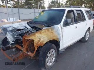 2010 Ford Expedition SSV с VIN 1FMJU1F59AEB51677, выставлен на аукционе IAAI как лот 40580840 с пробегом Не указан миль и . История ставок и продаж доступна на DreamBid. Изображение 6.