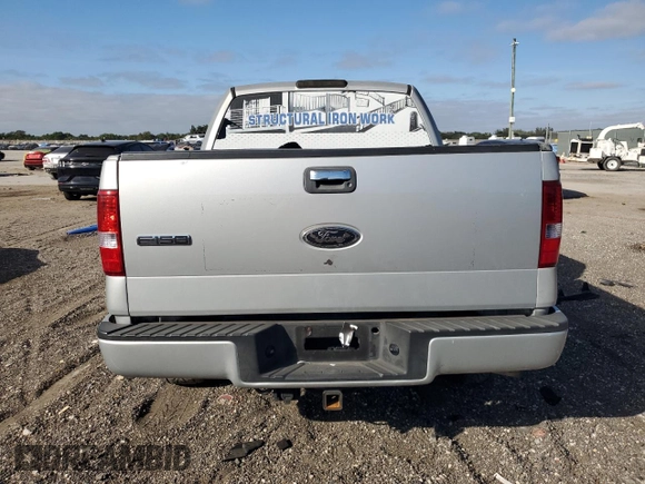 2004 Ford F-150 XLT with VIN 1FTPW14524KA67802, listed as a Copart auction lot 87578135 with 211,584 mi miles and Clean Title. Bid and sale history available at carsss.com. Image 6.