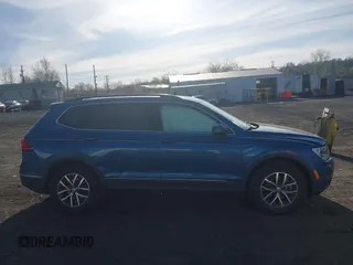 2020 Volkswagen Tiguan SE with VIN 3VV2B7AX2LM017277, listed as a IAAI auction lot 42075052 with 72,248 mi miles and . Bid and sale history available at DreamBid. Image 13.