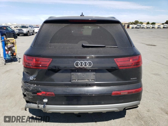 2018 Audi Q7 Premium Plus z VIN WA1LHAF77JD042203, wystawiony jako Copart lot #63196135 z przebiegiem 57 280 mil mil oraz Szkoda całkowita • Salvage title. Historia ofert i sprzedaży dostępna na DreamBid. Obrazek 6.