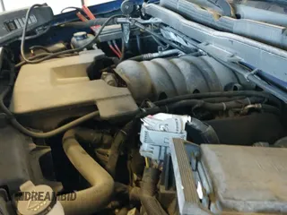 2015 Chevrolet Silverado 1500 LT z VIN 1GCVKREC0FZ411541, wystawiony jako IAAI lot #43209575 z przebiegiem 160 502 mil mil oraz . Historia ofert i sprzedaży dostępna na DreamBid. Obrazek 18.
