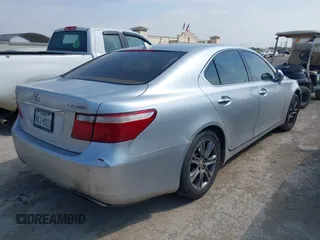 2007 Lexus LS 460 with VIN JTHBL46FX75007410, listed as a IAAI auction lot 42272303 with Not Provided miles and . Bid and sale history available at DreamBid. Image 4.