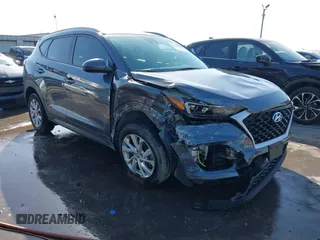 2019 Hyundai Tucson Value z VIN KM8J33A48KU895288, wystawiony jako IAAI lot #41991022 z przebiegiem 119 484 mil mil oraz . Historia ofert i sprzedaży dostępna na DreamBid. Obrazek 1.