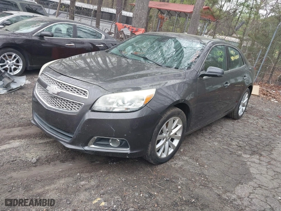 2013 Chevrolet Malibu LTZ with VIN 1G11H5SA6DF329619, listed as a IAAI auction lot 41928268 with 204,760 mi miles. Bid and sale history available at carsss.com. Image 2.