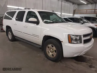 2013 Chevrolet Suburban LT with VIN 1GNSKJE74DR145680, listed as a IAAI auction lot 42114209 with 178,052 mi miles. Bid and sale history available at carsss.com. Image 1.