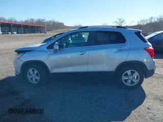 2020 Chevrolet Trax LT with VIN KL7CJLSB0LB029045, listed as a IAAI auction lot 41825272 with 59,149 mi miles and . Bid and sale history available at DreamBid. Image 14.