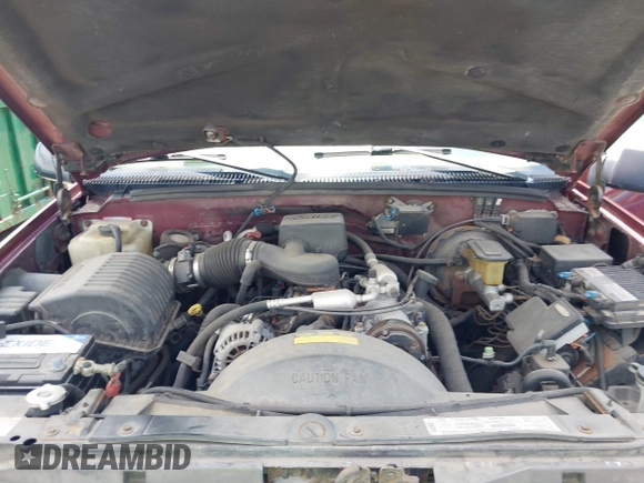 1999 Chevrolet Suburban with VIN 1GBFK16R5XJ335005, listed as a IAAI auction lot 42542755 with 200,599 mi miles and . Bid and sale history available at DreamBid. Image 10.