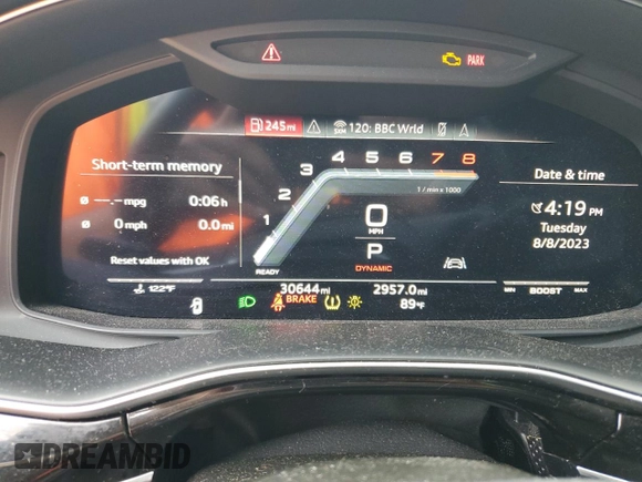 2021 Audi SQ8 Premium Plus z VIN WA1AWBF14MD028066, wystawiony jako Copart lot #63195873 z przebiegiem 30 644 mil mil oraz . Historia ofert i sprzedaży dostępna na DreamBid. Obrazek 9.