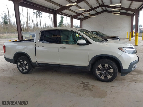 2017 Honda Ridgeline RTL-E with VIN 5FPYK3F7XHB030551, listed as a IAAI auction lot 41903844 with 153,594 mi miles. Bid and sale history available at carsss.com. Image 13.