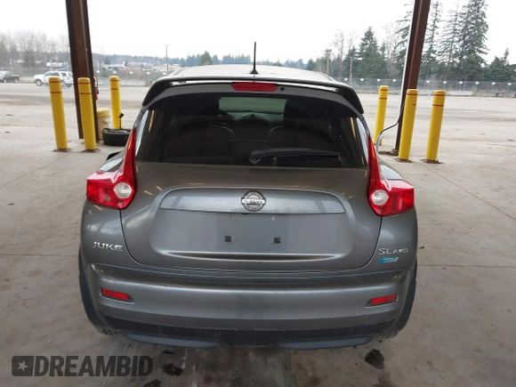 2014 Nissan Juke S with VIN JN8AF5MV2ET363397, listed as a IAAI auction lot 41420317 with 85,254 mi miles. Bid and sale history available at carsss.com. Image 16.