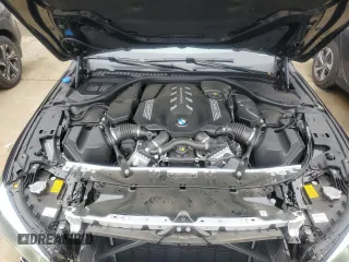 2022 BMW 8 Series M850i z VIN WBAGV8C03NCJ36975, wystawiony jako Copart lot #44008505 z przebiegiem 16 631 mil mil oraz Szkoda całkowita • Salvage title. Historia ofert i sprzedaży dostępna na DreamBid. Obrazek 11.