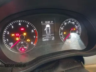 2013 Volkswagen Passat SE с VIN 1VWBH7A35DC134295, выставлен на аукционе IAAI как лот 42358750 с пробегом 144 732 миль миль и . История ставок и продаж доступна на DreamBid. Изображение 7.