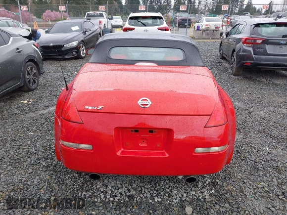 2004 Nissan 350Z Touring with VIN JN1AZ36AX4T011221, listed as a IAAI auction lot 41893947 with 89,112 mi miles. Bid and sale history available at carsss.com. Image 16.