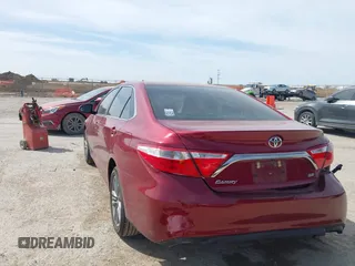 2017 Toyota Camry XLE with VIN 4T1BF1FKXHU811147, listed as a IAAI auction lot 41825677 with 68,163 mi miles. Bid and sale history available at carsss.com. Image 3.
