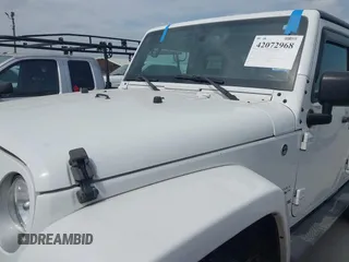 2018 Jeep Wrangler Unlimited Sahara with VIN 1C4HJWEG1JL801934, listed as a IAAI auction lot 42072968 with 112,432 mi miles and . Bid and sale history available at DreamBid. Image 6.