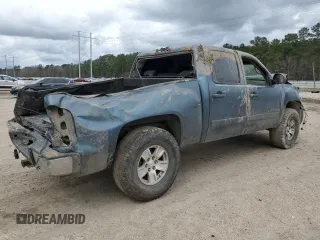 2007 Chevrolet Silverado 1500 LS with VIN 2GCEC13C171706370, listed as a Copart auction lot 47033325 with 109,299 mi miles and Salvage Title. Bid and sale history available at DreamBid. Image 3.