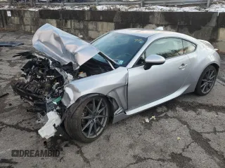 2022 Subaru BRZ Limited with VIN JF1ZDBE1XN9701372, listed as a Copart auction lot 83479204 with 0 mi miles and Salvage Title. Bid and sale history available at carsss.com. Image 1.