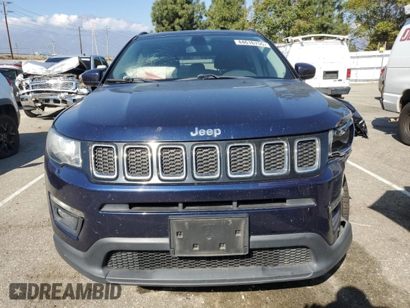 2020 Jeep Compass Altitude with VIN 3C4NJCBB4LT105392, listed as a Copart auction lot 44616755 with 196,044 mi miles and Clean Title. Bid and sale history available at carsss.com. Image 5.