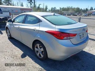 2013 Hyundai Elantra GLS с VIN KMHDH4AE3DU499298, выставлен на аукционе IAAI как лот 42366091 с пробегом 142 211 миль миль и . История ставок и продаж доступна на DreamBid. Изображение 3.