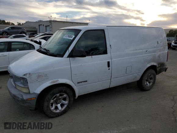 2001 GMC Safari Cargo with VIN 1GTDM19W71B510158, listed as a Copart auction lot 87296804 with 214,236 mi miles and Salvage Title. Bid and sale history available at carsss.com. Image 1.
