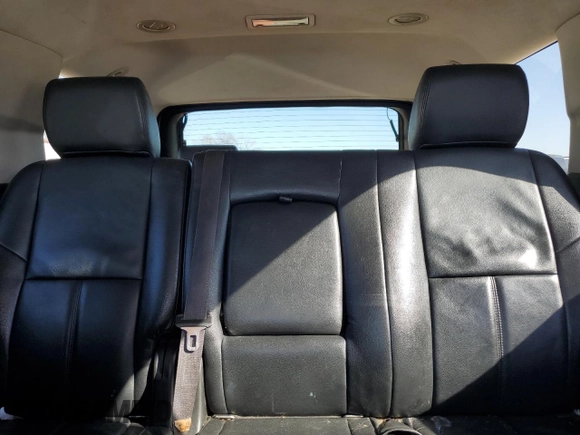 2012 Chevrolet Tahoe LS z VIN 1GNSCAE00CR257004, wystawiony jako Copart lot #43721335 z przebiegiem 198 308 mil mil oraz Czysty tytuł • Clean title. Historia ofert i sprzedaży dostępna na DreamBid. Obrazek 10.