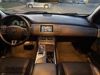 2015 Jaguar XF T Premium with VIN SAJWA0FS9FPU77950, listed as a Copart auction lot 55866875 with 93,149 mi miles and Clean Title. Bid and sale history available at DreamBid. Image 9.