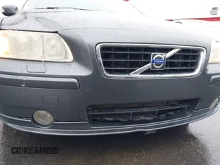 2007 Volvo S60 2.5L Turbo with VIN YV1RS592772610389, listed as a IAAI auction lot 41872376 with 169,296 mi miles. Bid and sale history available at carsss.com. Image 6.