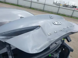 2019 Hyundai Elantra SEL with VIN KMHD84LF1KU816854, listed as a IAAI auction lot 41648387 with 55,070 mi miles. Bid and sale history available at carsss.com. Image 20.