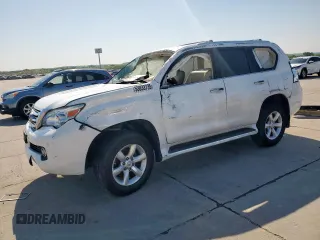 2010 Lexus GX 460 with VIN JTJBM7FXXA5004911, listed as a Copart auction lot 53033735 with 157,895 mi miles and Salvage Title. Bid and sale history available at DreamBid. Image 1.