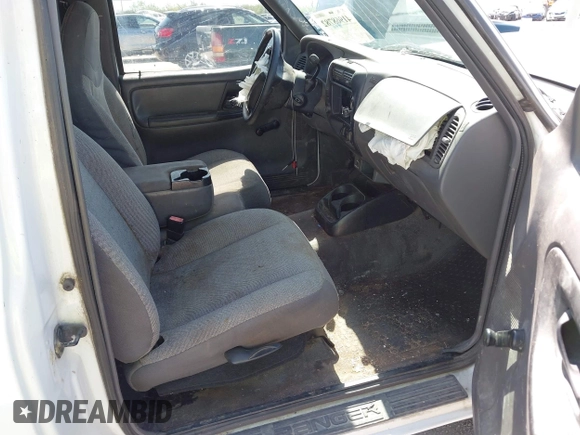 2002 Ford Ranger XL with VIN 1FTYR14U82PA53776, listed as a IAAI auction lot 41968782 with Not Provided miles and . Bid and sale history available at carsss.com. Image 5.