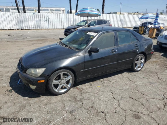 2002 Lexus IS 300 with VIN JTHBD192520040065, listed as a Copart auction lot 72297414 with 137,777 mi miles and Salvage Title. Bid and sale history available at carsss.com. Image 1.