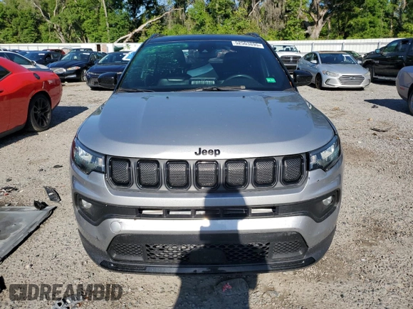 2022 Jeep Compass Latitude with VIN 3C4NJCBB9NT166613, listed as a Copart auction lot 52503895 with 63,925 mi miles and Non Repairable. Bid and sale history available at carsss.com. Image 5.