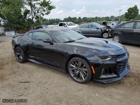 2022 Chevrolet Camaro ZL1 with VIN 1G1FK1R61N0108466, listed as a Copart auction lot 58904544 with 227 mi miles and Salvage Title. Bid and sale history available at carsss.com. Image 4.