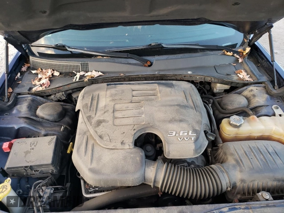 2013 Chrysler 300 C with VIN 2C3CCAKG7DH614084, listed as a Copart auction lot 80921764 with 154,167 mi miles and Clean Title. Bid and sale history available at DreamBid. Image 11.
