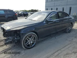 2019 Mercedes-Benz S 560 с VIN WDDUG8DB8KA424729, выставлен на аукционе Copart как лот 54694255 с пробегом 33 269 миль миль и На запчасти • Non repairable. История ставок и продаж доступна на DreamBid. Изображение 1.