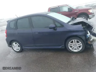 2008 Honda Fit Sport with VIN JHMGD38608S036542, listed as a IAAI auction lot 41214139 with 135,893 mi miles. Bid and sale history available at carsss.com. Image 12.